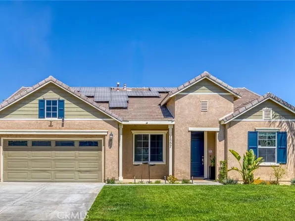 557 Peregrine Ln, San Jacinto, CA 92582