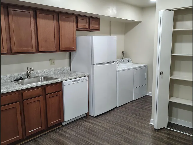 Residences at Pomona Park — Photo 58