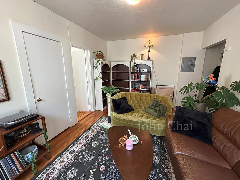 1634 Commonwealth Ave #10 — Photo 21