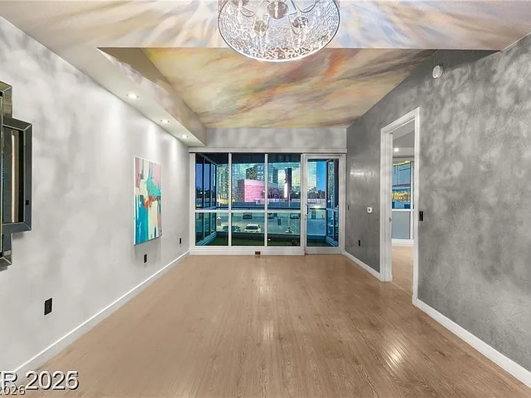 4525 Dean Martin Dr #511 — Photo 8