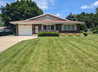 466 Lincoln St, Evansville, WI 53536