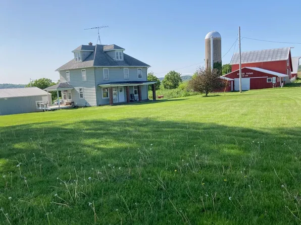 2026 N Brandt Rd, Elizabeth, IL 61028