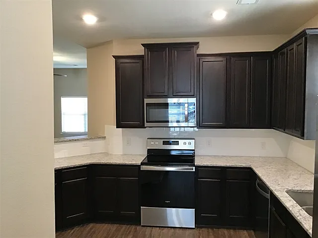Building Photo - 5417 Persimmon Dr