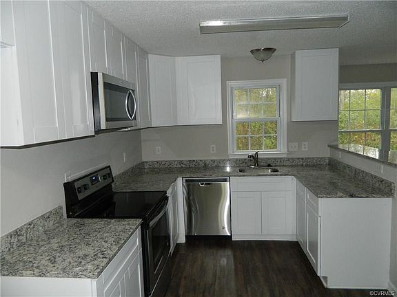 2nd image of 6849 Bixby Ln