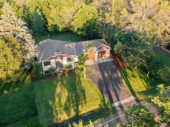 7450 N Shore Trl N, Forest Lake, MN 55025