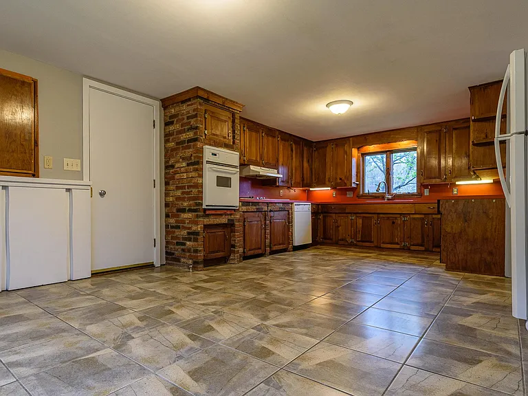 19 Stagecoach Rd — Photo 16