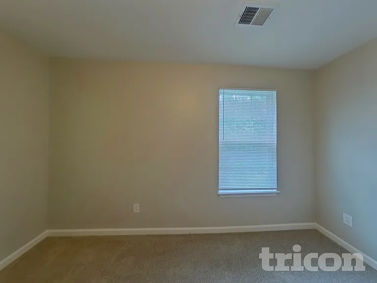 246 Bridgeport Rd — Photo 13