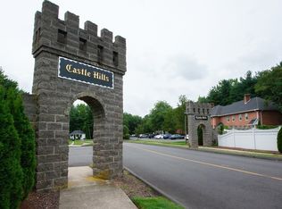 24-24B Castle Hills Rd #B, Agawam, MA 01001