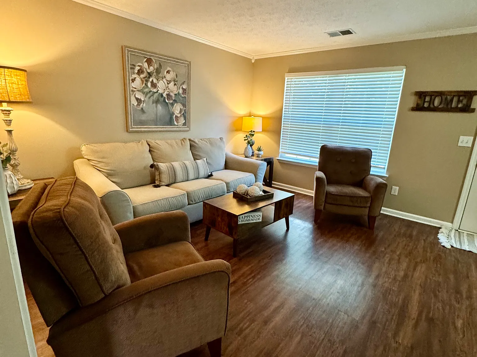 2 bed, 1164 sqft, $1,900 — Photo 4