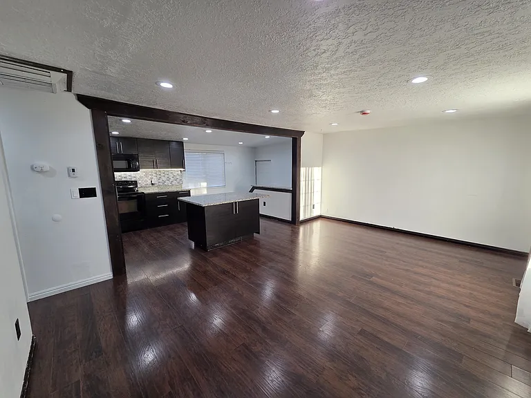 7941 S 3620 W — Photo 9