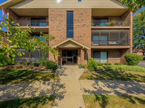 8106 168th Pl APT 3W, Tinley Park, IL 60477