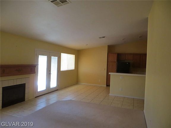 5th image of 2115 Falcon Crest Ave #0