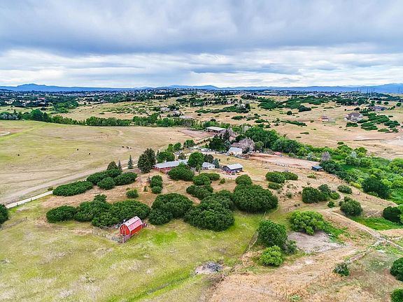 5 Acres and Mountain Views