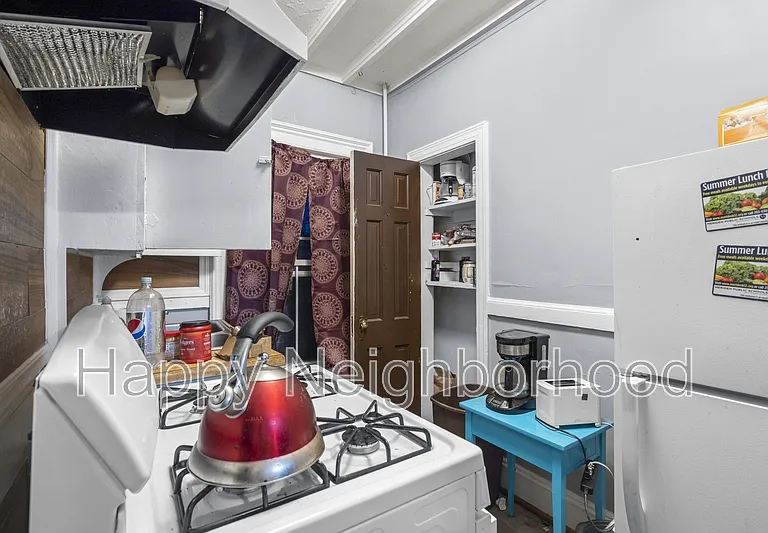 216 E Main St #7 — Photo 6