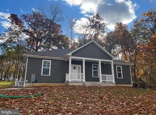 1348 Whitmer Rd, Shenandoah Junction, WV 25442