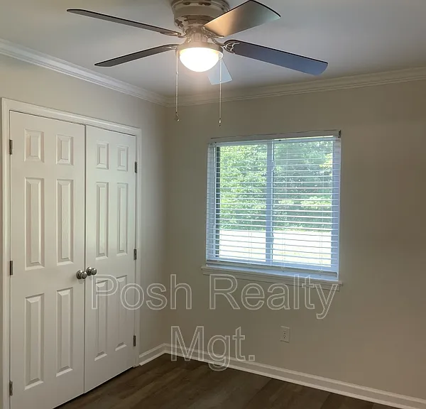 502 Mystic Dr #B — Photo 11