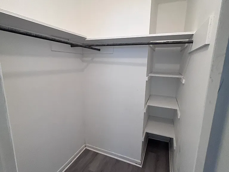 4902 Branscomb Dr — Photo 9