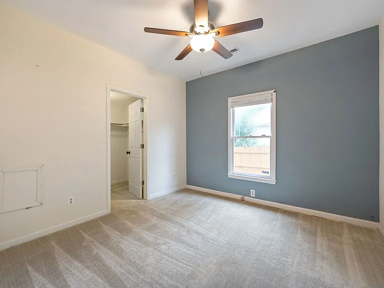 804 Gerard St — Photo 9