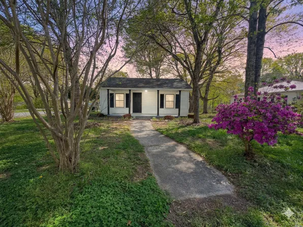 524 North Dr, Cherryville, NC 28021