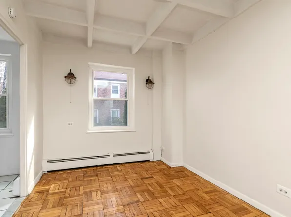 150-77 Village Road image 7 of 20