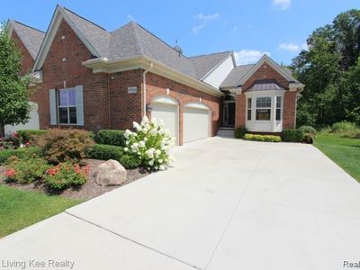 2750 Castlemartin Ct, Oakland Township, MI, 48306