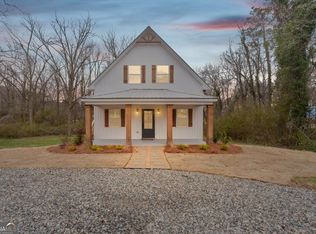 285 3rd St, Fruithurst, AL 36262