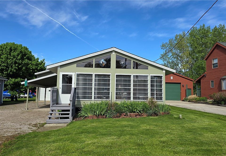 1st image of 2112 S Harborview Dr