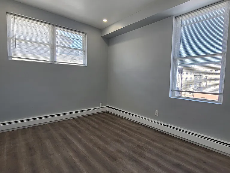 6117 Monitor Pl #2 — Photo 14