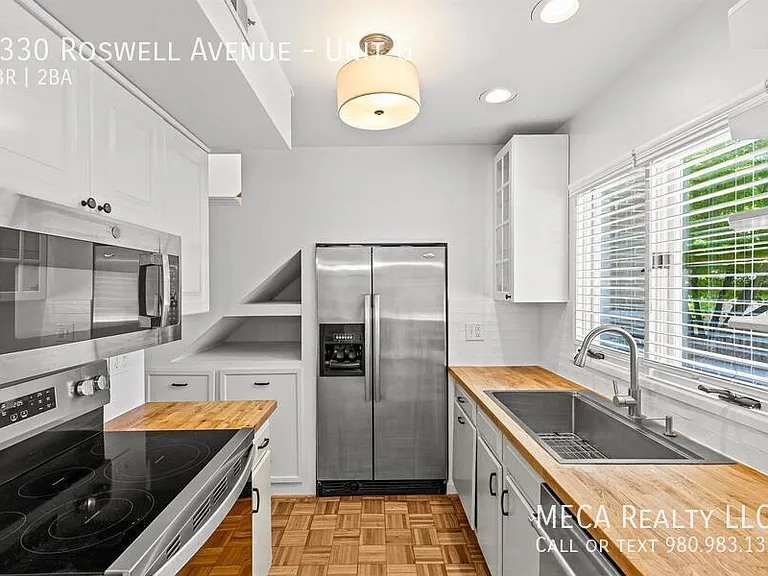 2330 Roswell Ave #G — Photo 15
