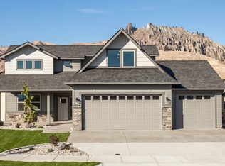 1734 Skeena Ct, Wenatchee, WA 98801