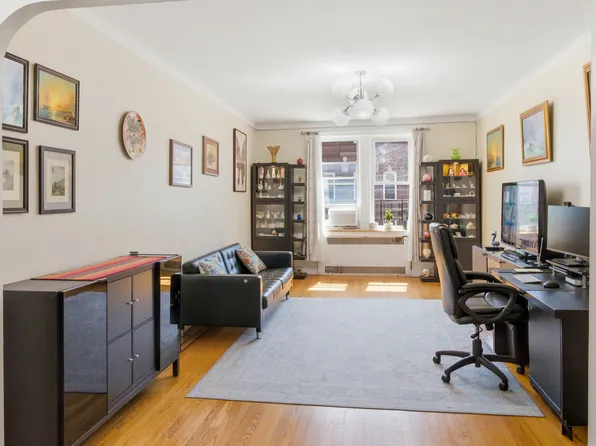 114-20 Queens Boulevard image 1 of 12