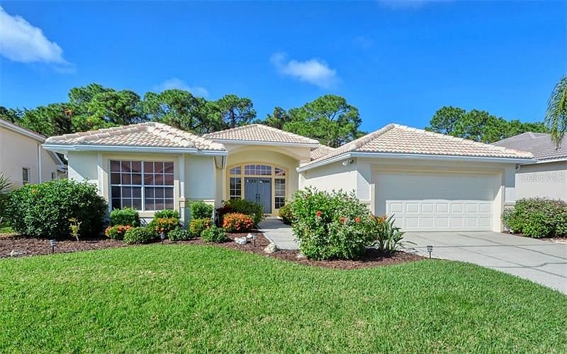 1st image of 8936 Huntington Pointe Dr