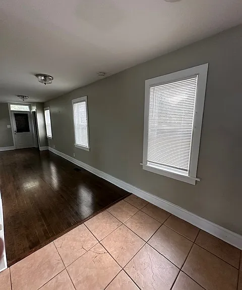310 W Scott St #A — Photo 14