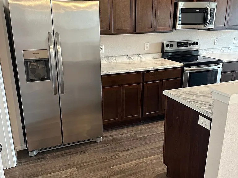 3216 E Jacob Ln — Photo 13