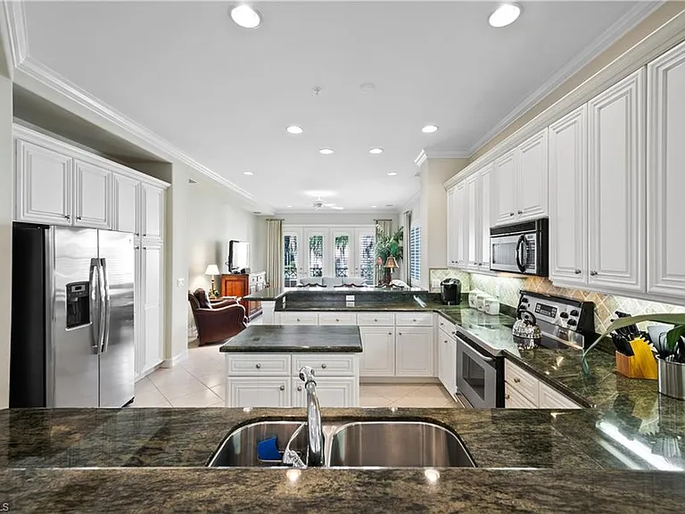 2658 Bolero Dr #9-2 — Photo 16
