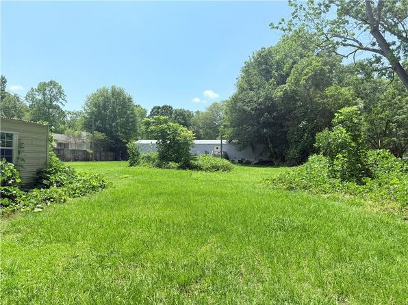 7831 Roberson St, Irvington, AL 36544