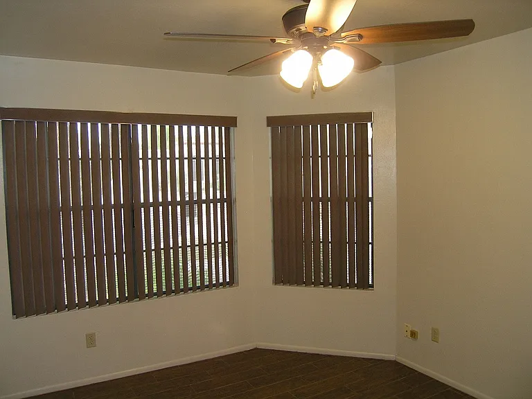 Front bedroom or office