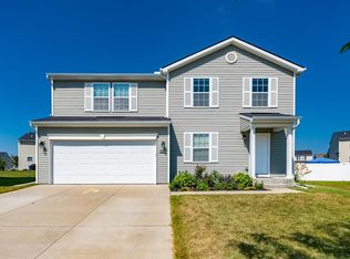 8336 Crab Apple Trl, Dexter, MI 48130