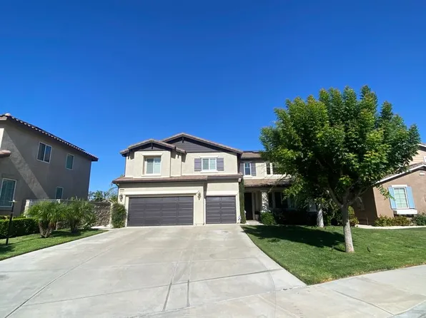 14660 Meadowsweet Dr, Corona, CA 92880