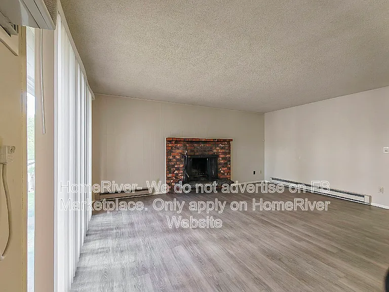 1225 E 29th Ave — Photo 5