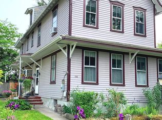 136 Sycamore Rd, Riegelsville, PA 18077