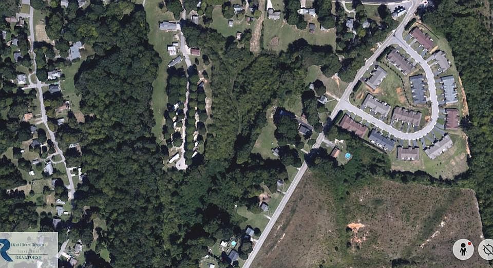 1st image of Vandola Rd