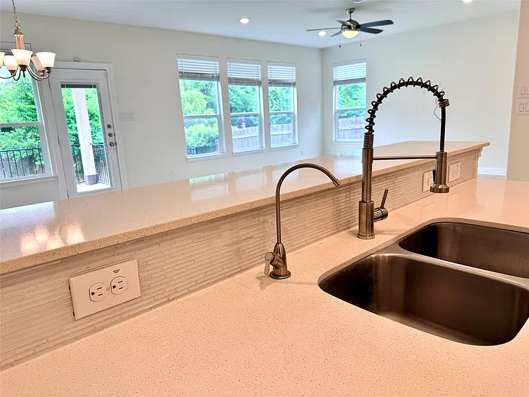 2101 Split Diamond Way #40 — Photo 8