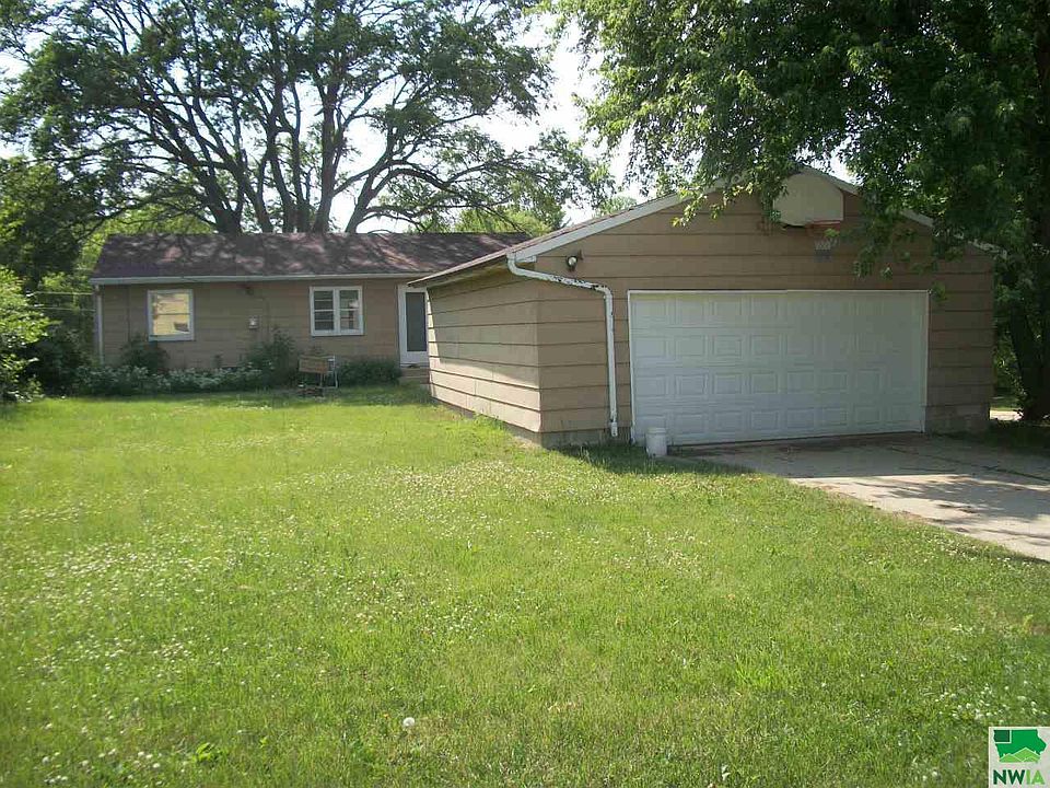 2nd image of 716 N 11th St #0