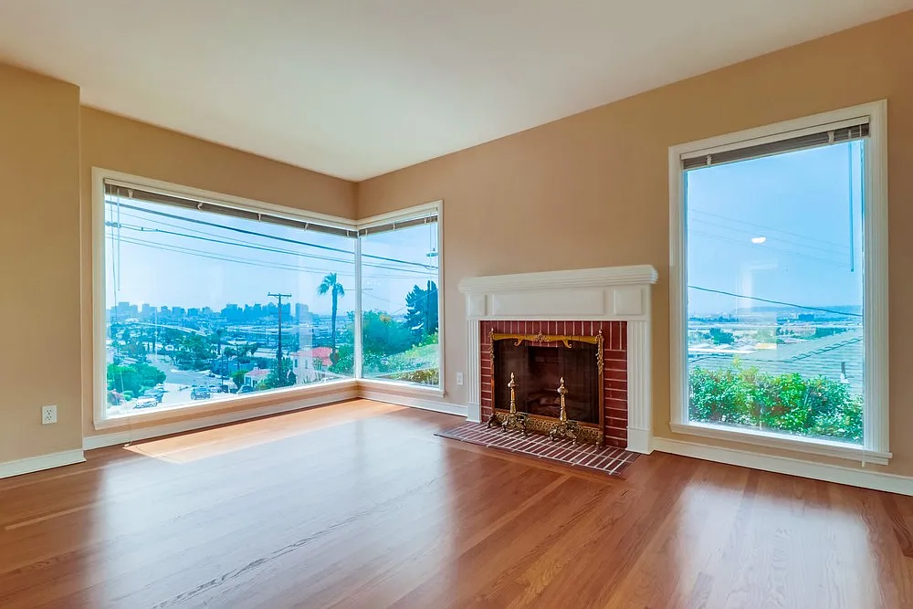 2 bed, 1698 sqft, $4,400 — Photo 4