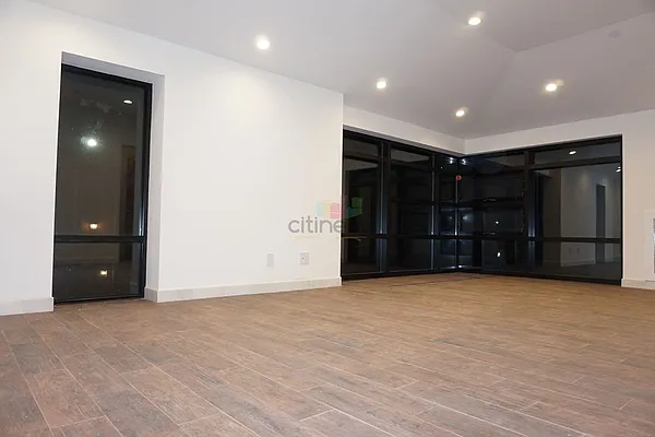 Rented by Citi Nest Group LLC | media 10