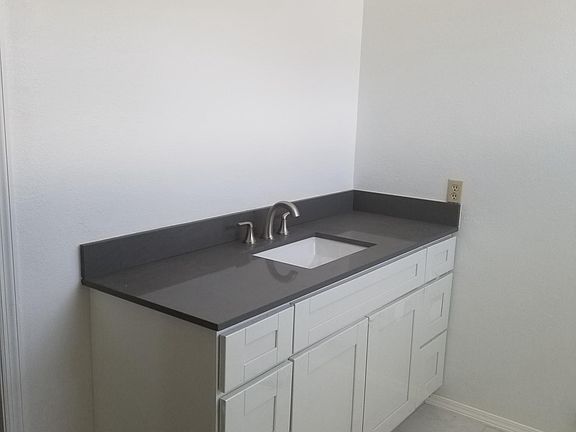 5th image of 16704 E Ashbrook Dr APT B