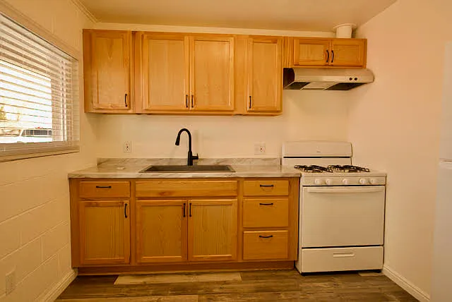 257 S Humboldt St #4 — Photo 5