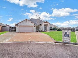 1200 Stephanie Ln, Altus, OK 73521