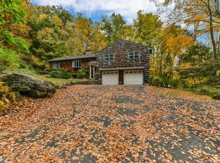 10 Powder Mill Rd, Collinsville, CT 06019